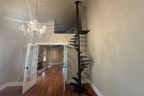 Villa ou maison à louer à Tampa, Floride: 2 chambres, 137.12 m2 № 2385652 - photo 17