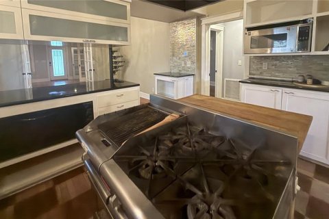 Villa ou maison à louer à Tampa, Floride: 2 chambres, 137.12 m2 № 2385652 - photo 11
