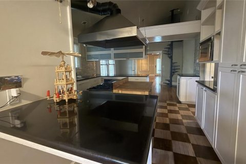 Villa ou maison à louer à Tampa, Floride: 2 chambres, 137.12 m2 № 2385652 - photo 14