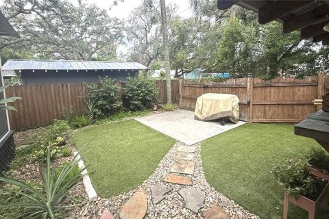 Villa ou maison à louer à Tampa, Floride: 2 chambres, 137.12 m2 № 2385652 - photo 30