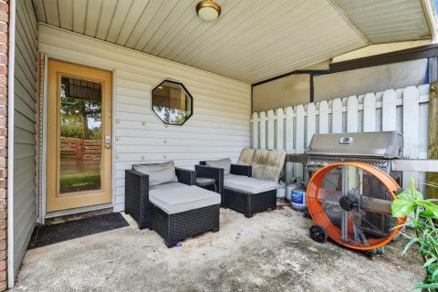 Townhouse in Daytona Beach, Florida 2 bedrooms, 85.56 sq.m. № 2100286 - photo 19