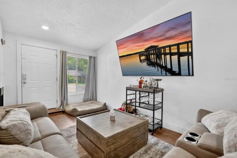 Townhouse in Daytona Beach, Florida 2 bedrooms, 85.56 sq.m. № 2100286 - photo 5