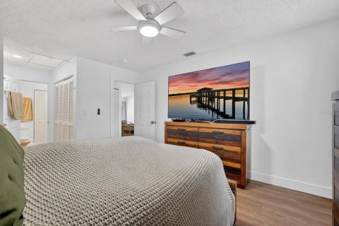 Townhouse in Daytona Beach, Florida 2 bedrooms, 85.56 sq.m. № 2100286 - photo 15