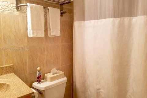 Copropriété à vendre à Sunny Isles Beach, Floride: 39.02 m2 № 1929351 - photo 21