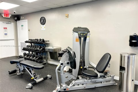 Copropriété à vendre à Sunny Isles Beach, Floride: 39.02 m2 № 1929351 - photo 11