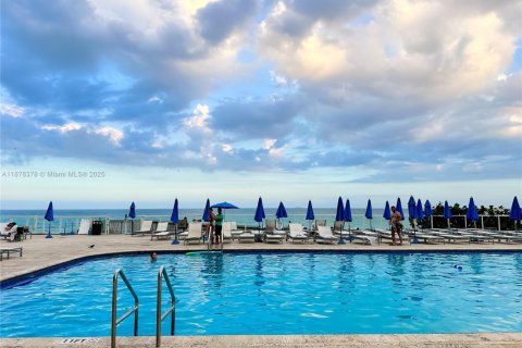 Copropriété à vendre à Sunny Isles Beach, Floride: 39.02 m2 № 1929351 - photo 8