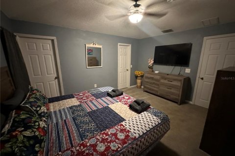 House in Haines City, Florida 4 bedrooms, 143.63 sq.m. № 1525316 - photo 4