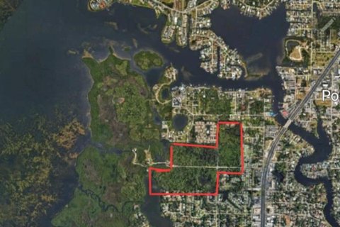 Terreno en Port Richey, Florida № 2430520