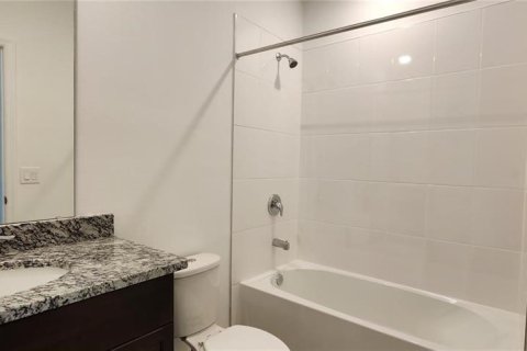 Casa en alquiler en Winter Haven, Florida, 3 dormitorios, 116.59 m2 № 1805309 - foto 9