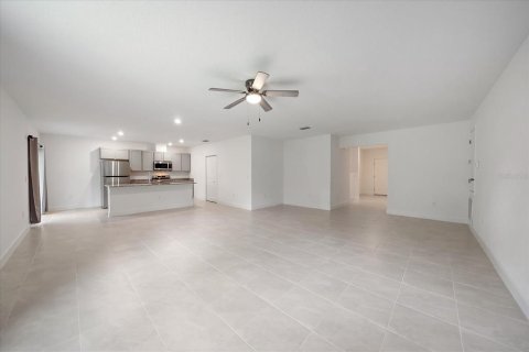Villa ou maison à vendre à North Port, Floride: 4 chambres, 171.87 m2 № 1910833 - photo 13