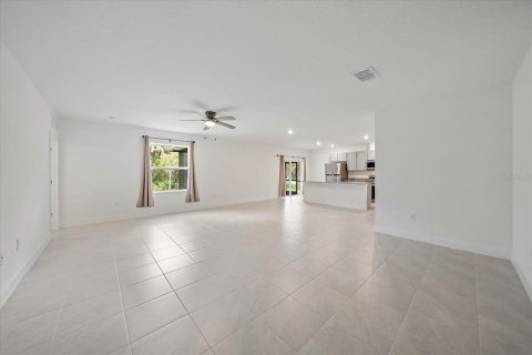 Villa ou maison à vendre à North Port, Floride: 4 chambres, 171.87 m2 № 1910833 - photo 12