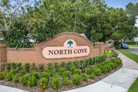 House in Longwood, Florida 4 bedrooms, 201.97 sq.m. № 1372231 - photo 4