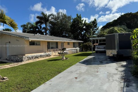 Casa en venta en Miami, Florida, 3 dormitorios, 134.71 m2 № 1952282 - foto 4