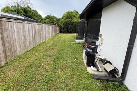Villa ou maison à vendre à Cape Coral, Floride: 3 chambres, 114.36 m2 № 2398272 - photo 17