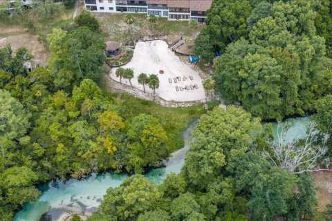 Condo in Weeki Wachee, Florida, 2 bedrooms  № 2195653 - photo 2