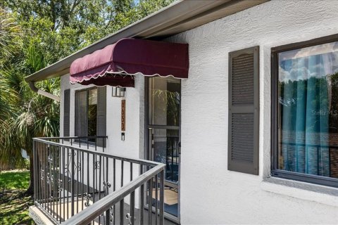 Condo in Weeki Wachee, Florida, 2 bedrooms  № 2195653 - photo 6