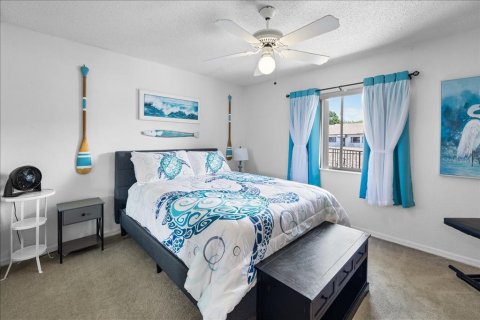 Condo in Weeki Wachee, Florida, 2 bedrooms  № 2195653 - photo 25