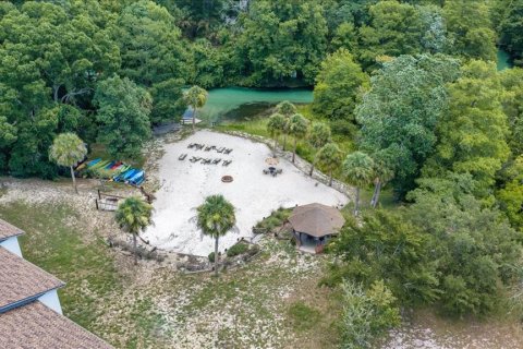 Condo in Weeki Wachee, Florida, 2 bedrooms  № 2195653 - photo 30