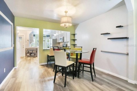 Townhouse in Orlando, Florida 3 bedrooms, 128.76 sq.m. № 2221658 - photo 17