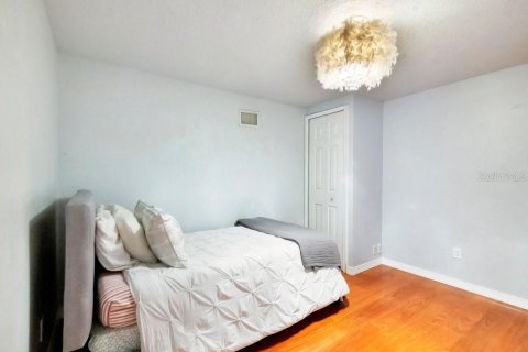 Townhouse in Orlando, Florida 3 bedrooms, 128.76 sq.m. № 2221658 - photo 28