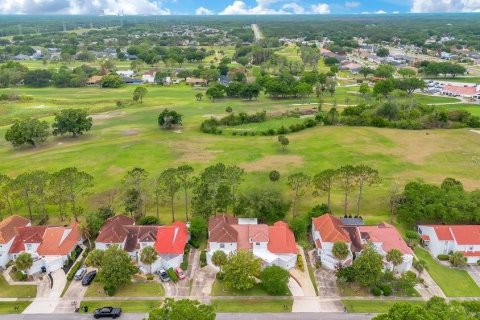 Townhouse in Orlando, Florida 3 bedrooms, 128.76 sq.m. № 2221658 - photo 6