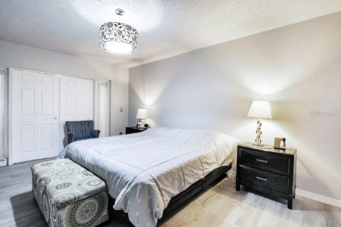Townhouse in Orlando, Florida 3 bedrooms, 128.76 sq.m. № 2221658 - photo 22
