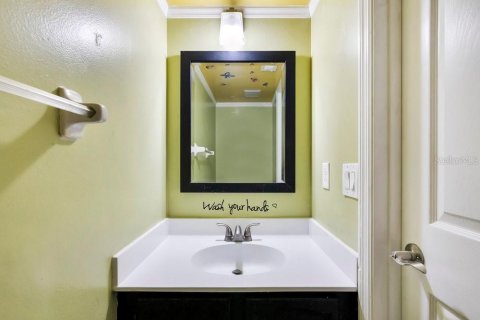 Townhouse in Orlando, Florida 3 bedrooms, 128.76 sq.m. № 2221658 - photo 21