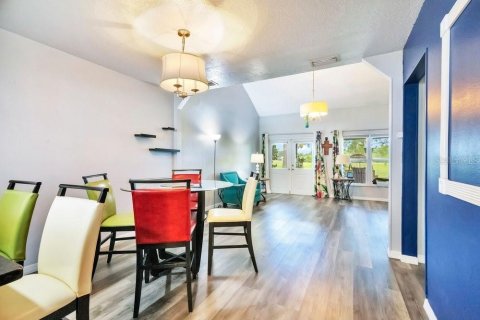 Townhouse in Orlando, Florida 3 bedrooms, 128.76 sq.m. № 2221658 - photo 18