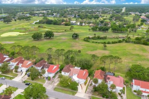 Townhouse in Orlando, Florida 3 bedrooms, 128.76 sq.m. № 2221658 - photo 8