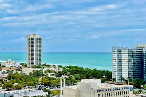 Condominio en alquiler en Miami Beach, Florida, 1 dormitorio, 83.43 m2 № 1937660 - foto 23