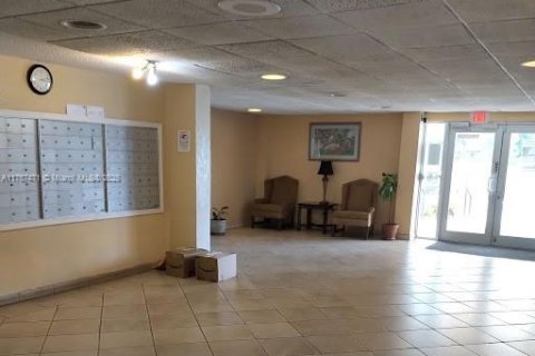 Copropriété à vendre à North Miami Beach, Floride: 1 chambre, 61.13 m2 № 2014744 - photo 24