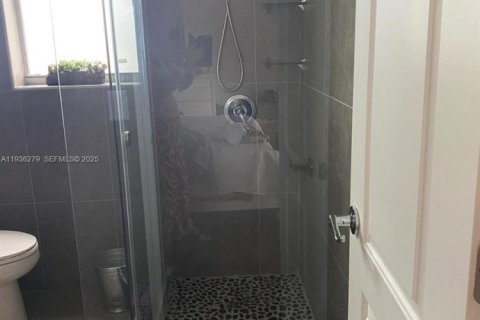 Touwnhouse à vendre à Coconut Creek, Floride: 2 chambres, 105.91 m2 № 1994310 - photo 16