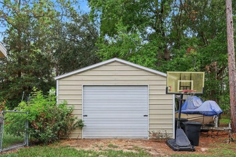 House in Dunnellon, Florida 4 bedrooms, 206.61 sq.m. № 2210151 - photo 25