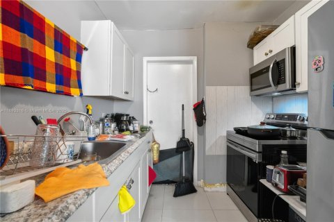 Купить коммерческую недвижимость в Майами-Бич, Флорида 278.71м2, № 1945674 - фото 15