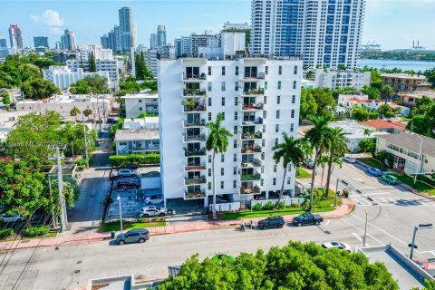 Condominio en venta en Miami Beach, Florida, 2 dormitorios, 81.57 m2 № 2034642 - foto 26