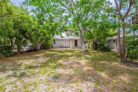 House in Clearwater, Florida 2 bedrooms, 76.18 sq.m. № 1670854 - photo 22