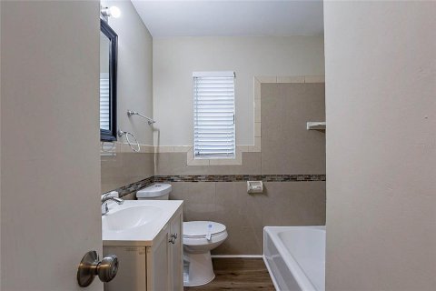 House in Clearwater, Florida 2 bedrooms, 76.18 sq.m. № 1670854 - photo 10