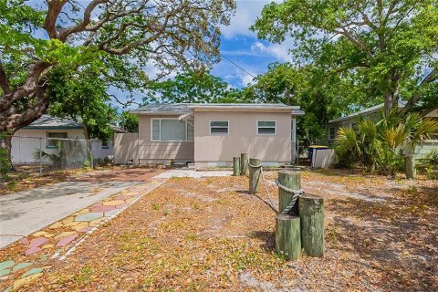 House in Clearwater, Florida 2 bedrooms, 76.18 sq.m. № 1670854 - photo 2
