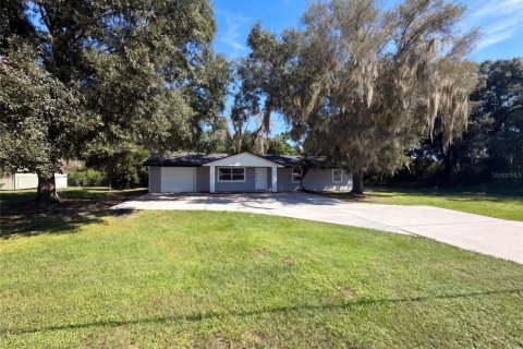 Villa ou maison à Lakeland, Floride 3 chambres, 141.68 m2 № 2418708