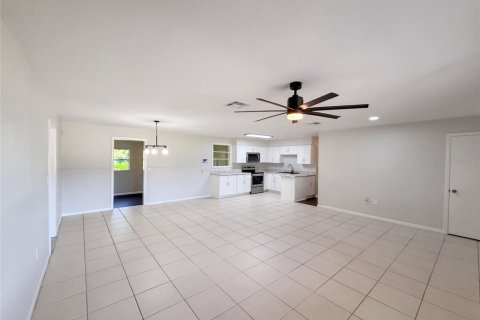 Villa ou maison à vendre à Lakeland, Floride: 3 chambres, 141.68 m2 № 2418708 - photo 7