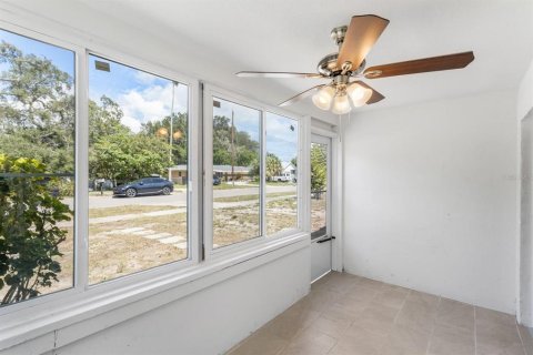 Villa ou maison à vendre à Clearwater, Floride: 2 chambres, 85.66 m2 № 1551008 - photo 21