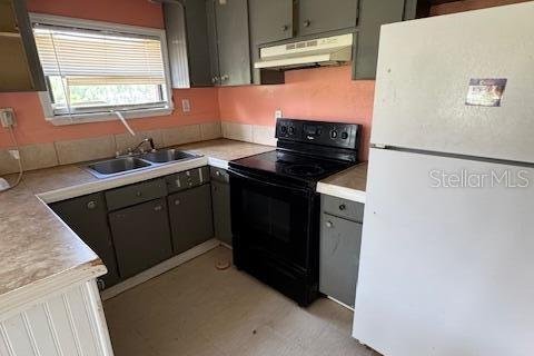 House in Plant City, Florida 7 bedrooms, 230.4 sq.m. № 2112136 - photo 7