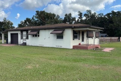 House in Plant City, Florida 7 bedrooms, 230.4 sq.m. № 2112136 - photo 3