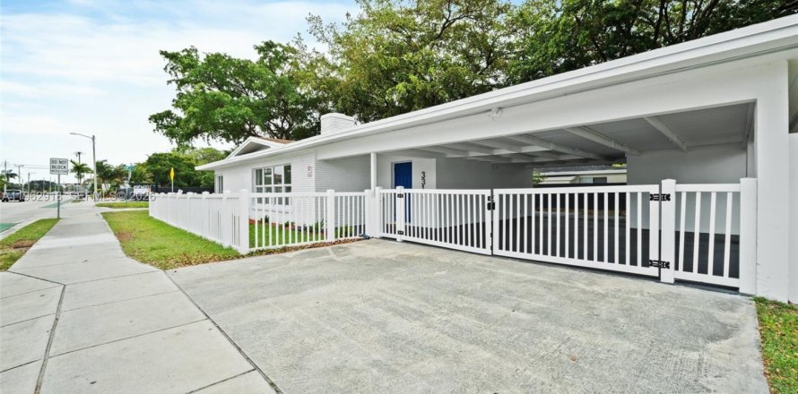 Villa ou maison à Oakland Park, Floride 3 chambres, 115.76 m2 № 2023939