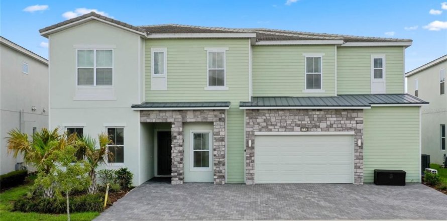 Villa ou maison à Davenport, Floride 13 chambres, 607.77 m2 № 2310927