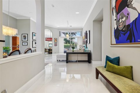 Casa en venta en Miramar, Florida, 6 dormitorios, 318.47 m2 № 1950711 - foto 3