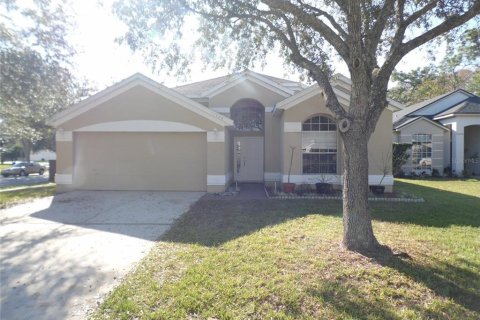 House in Orlando, Florida 3 bedrooms, 156.73 sq.m. № 2167190