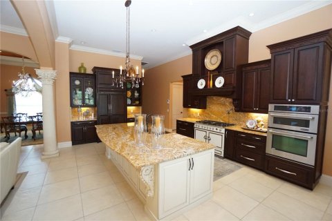 House in Punta Gorda, Florida 3 bedrooms, 265.14 sq.m. № 1436093 - photo 13