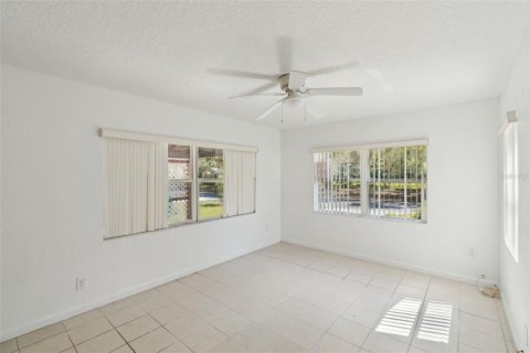 Villa ou maison à vendre à Eustis, Floride: 3 chambres, 130.06 m2 № 1724492 - photo 12