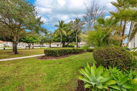 Adosado en venta en Miramar, Florida, 3 dormitorios, 123 m2 № 2017718 - foto 4